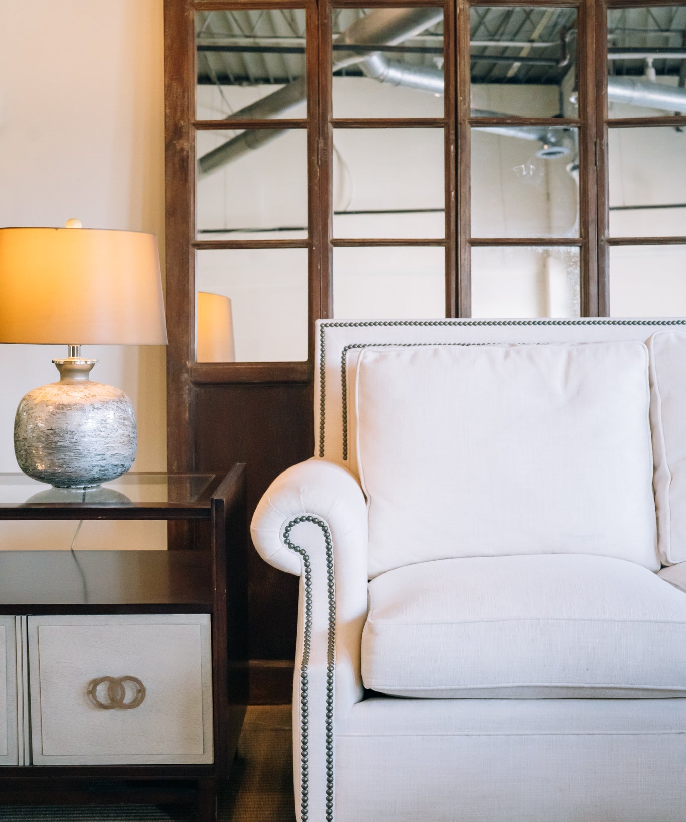 SOFAS, OTTOMANS & CHAIRS