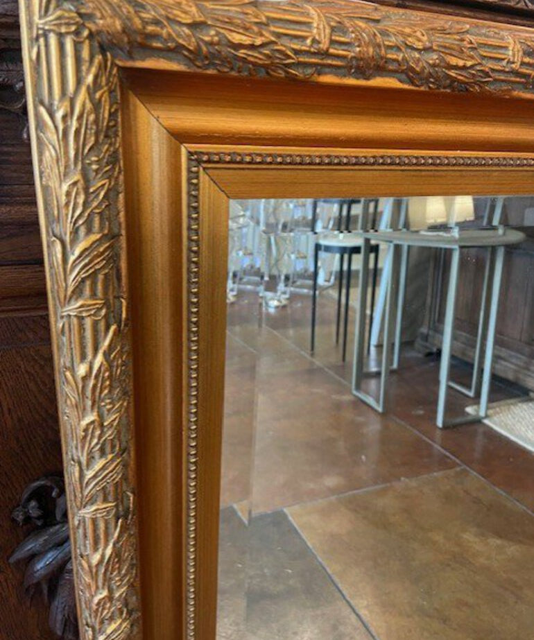 Italian Gold Gilt Mirror 32"W x 38.5"WNN. FINAL PRICE