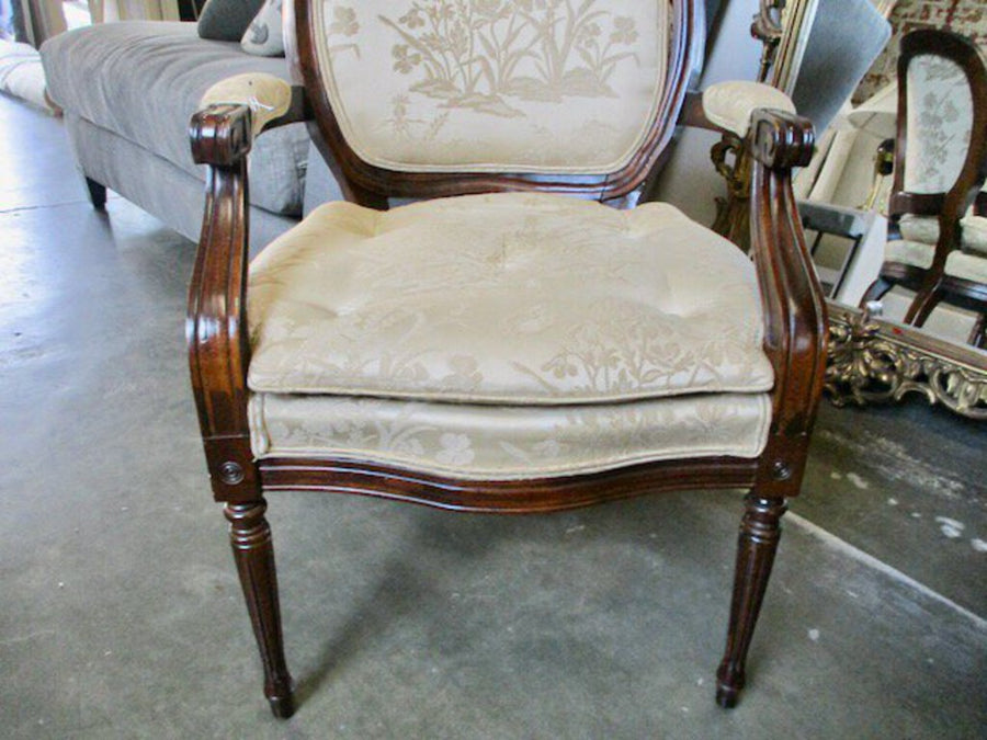 Antique Accent Chair 22.5"W x 20"D x 35.5"T