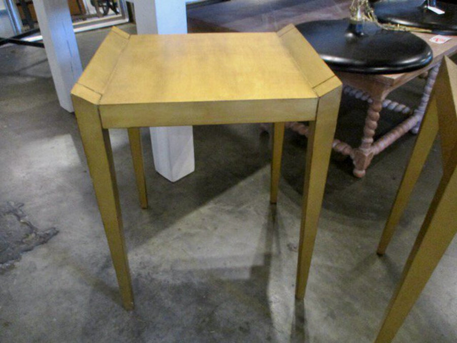 Hickory Gold Finish Accent Table. 20" x 18" x 26"T