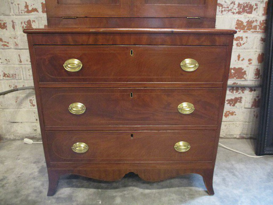 Antique Secretary/Desk In Mahogany 32."W x 19.5"D x 59.5"T