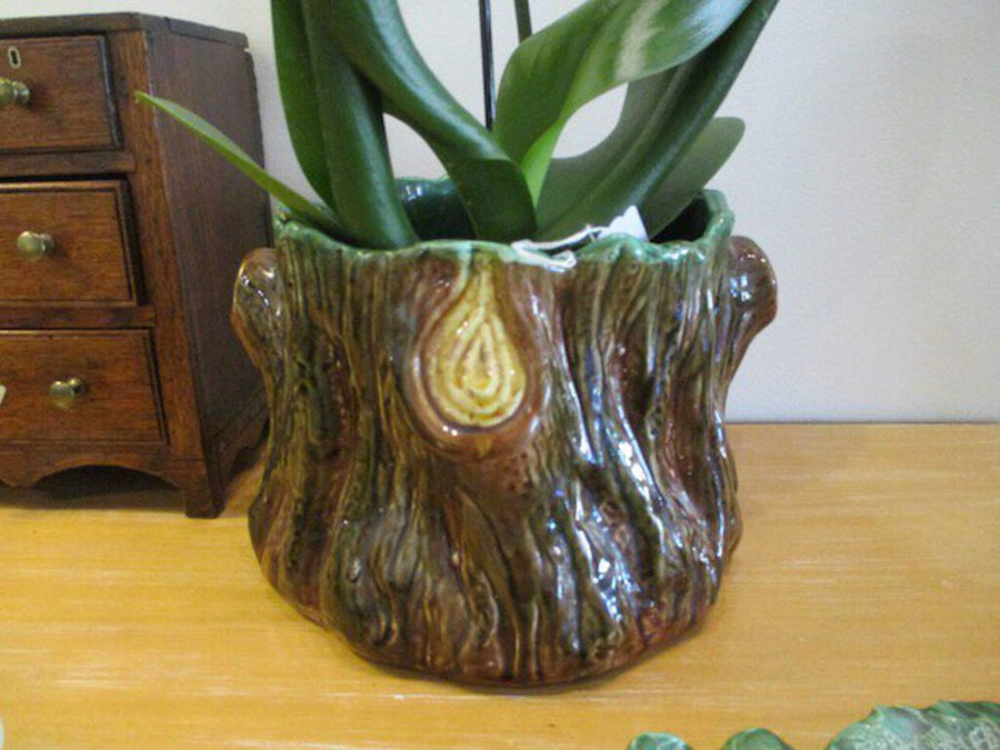 Large Majolica Style Planter 9"diam x 7"tall