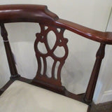 English Mahogany Corner Chair 27.5"W x 25"D x 33"T