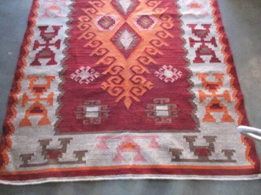 Southwestern Rug 5"Feet x 7"8"