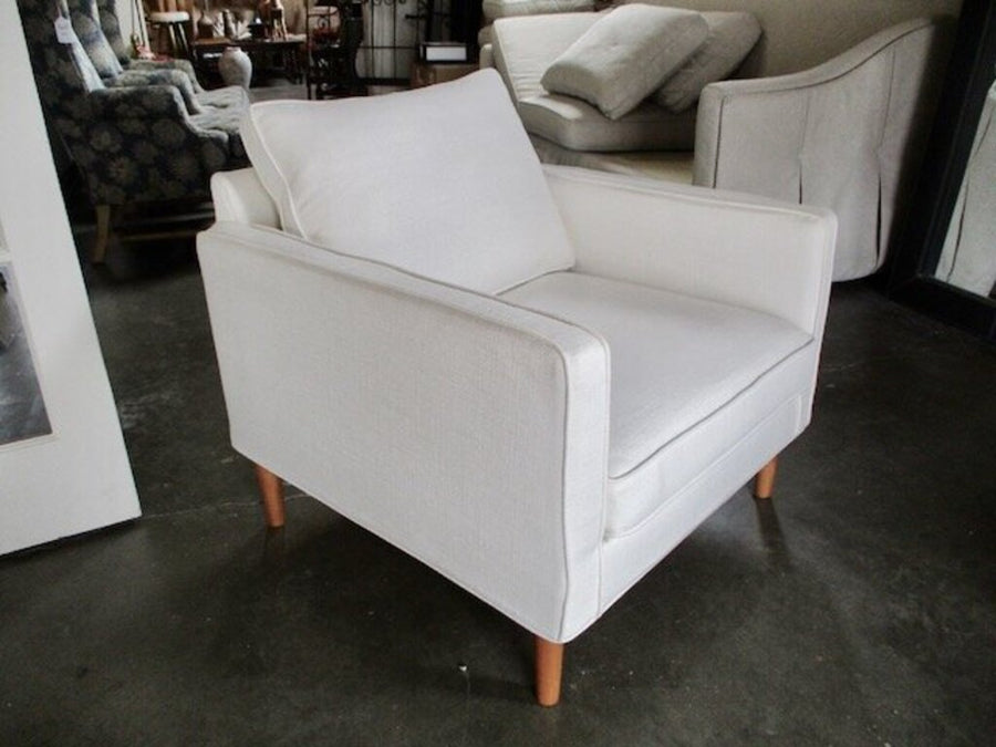 Club Chair 31.5"W x 31.5"D x 31.5"T