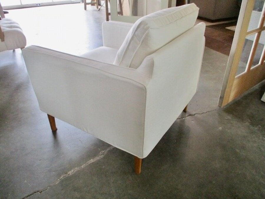 Club Chair 31.5"W x 31.5"D x 31.5"T