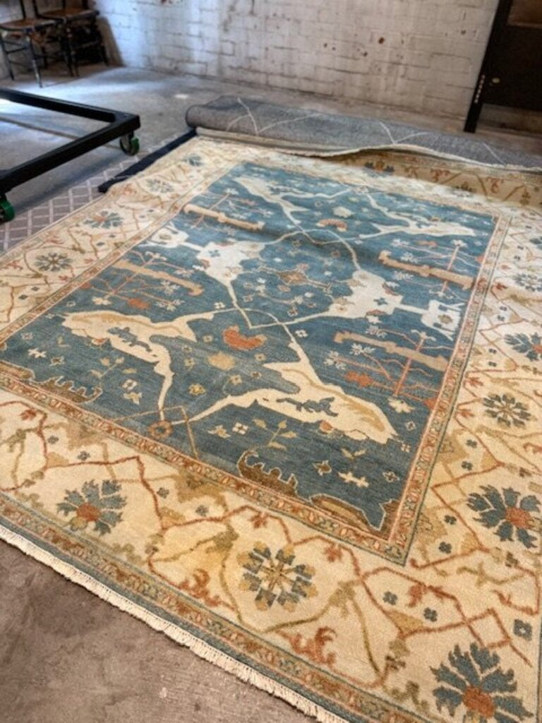 8 x 10 Oushak Rug
