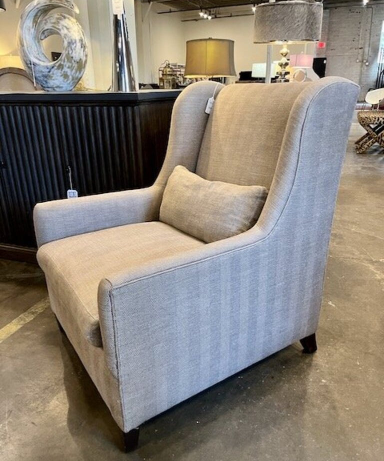 Club Chair 31"W x 34"D x 40"T