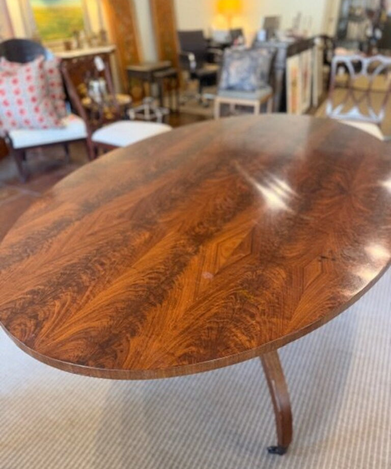 Baker Sheraton Oval Dining Table AS IS 78"L x 48"W x 29.5"T