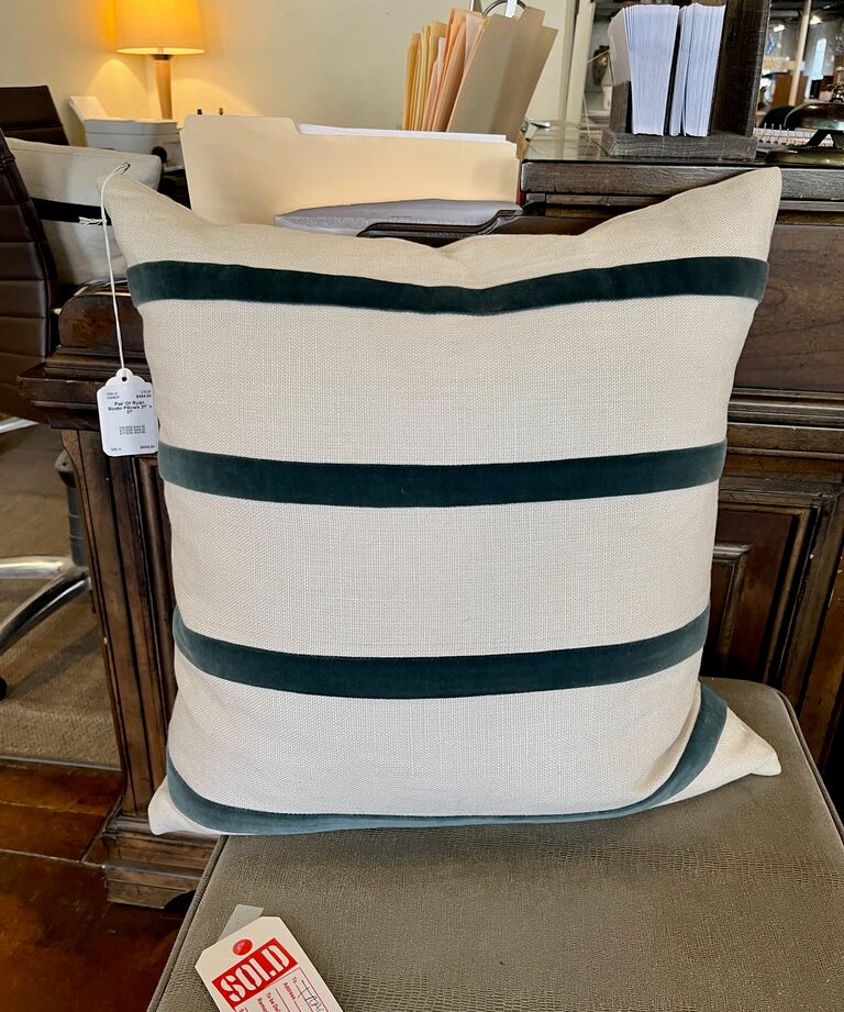 Pair Of Ryan Studio Pillows 21" x 21"