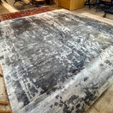 Moattar Tibetan Graphic Grey Rug AS IS 9'11" x 13'3"