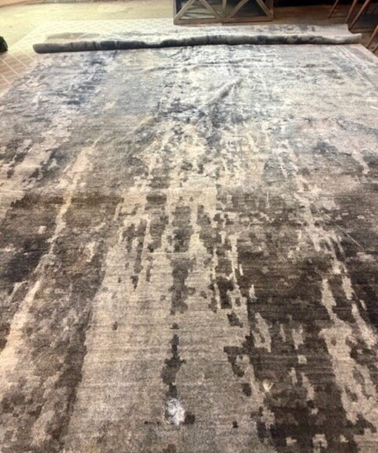 Moattar Tibetan Graphic Grey Rug AS IS 9'11" x 13'3"