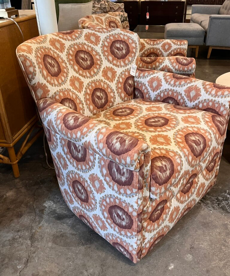 NEW Hancock And Moore Marguerite Swivel Chair 32.75"W x 33"D x 32.5"H