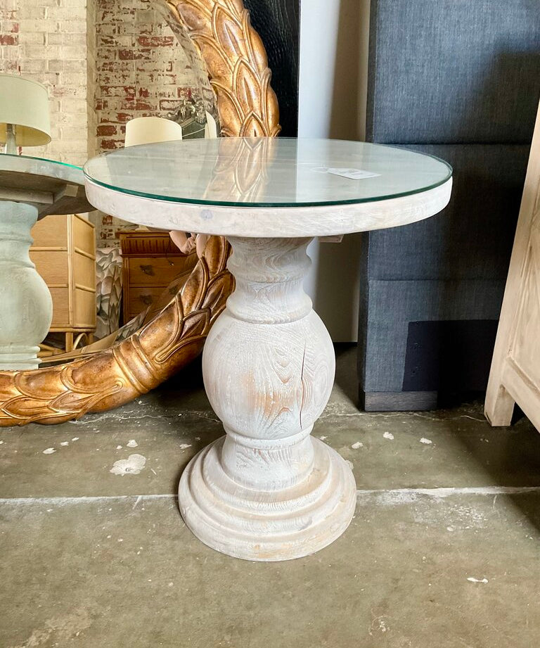 Round Pedestal Accent Table With Glass Top 22"Diam x 25.5"T