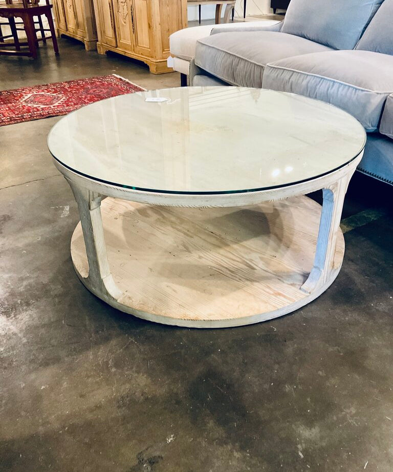 Round Coffee Table With Glass Top 40"Diam x 17.5"T
