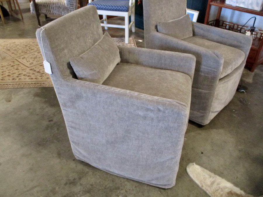 Stock & Trade Armchair On Casters 27"D x 24"W x 35"T